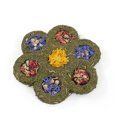 Rosewood Naturals Flower 'N' Forage Blossom knaagsnack met weidehooi, korenbloem, rozenblaadjes en calendula, 17 cm