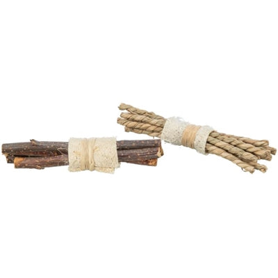 Trixie Set Sticks knaagspeelgoed voor konijnen en knaagdieren, gemaakt van luffa, schorshout en zeegras.